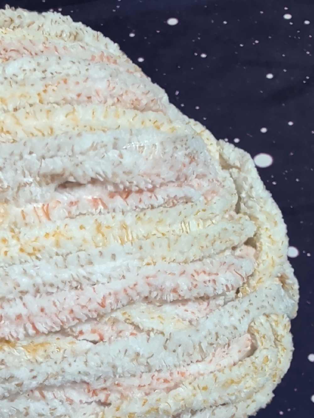 2 Brand New Skeins Bernat Baby Blanket Frosting Yarn SUNDAY TIMES & GOLDEN HOUR - Picture 9 of 10